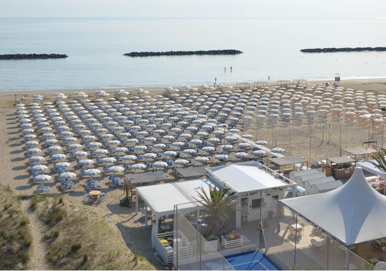 Hotel Sayonara Senigallia Exterior photo